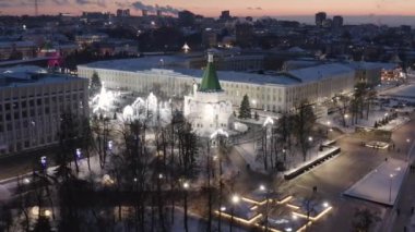 Nizhny Novgorod. Nizhny Novgorod Kremlin. Başmelek Michael 'ın Katedrali. Hava görünümü.
