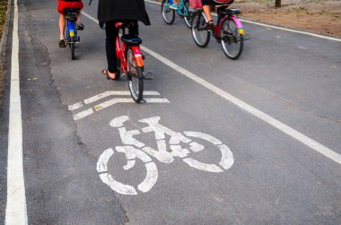 Bisiklet şeritli bisiklet bisikletçi