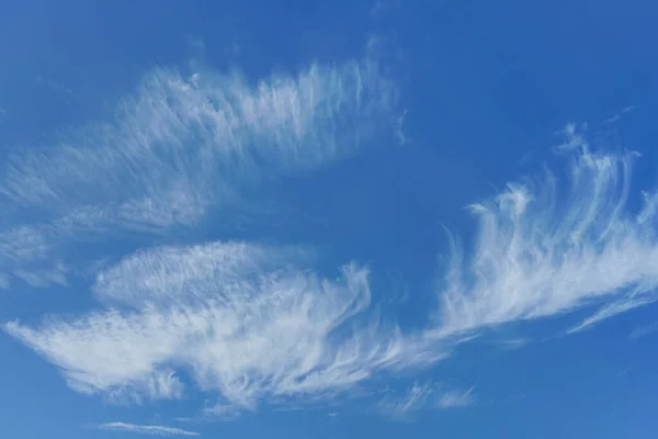 Bright Winter Sky Few Cirrus Clouds — Stockfoto