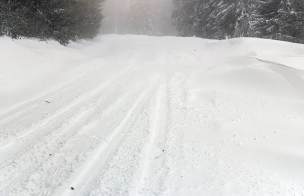 Winter Forest Road Covered Ice Snow Dangerous Driving Conditions — Stock Photo, Image