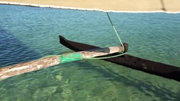 Pohled Dřevěnou Tyč Prkno Pirogue Typický Madagaskar Malý Rybářský Člun — Stock video