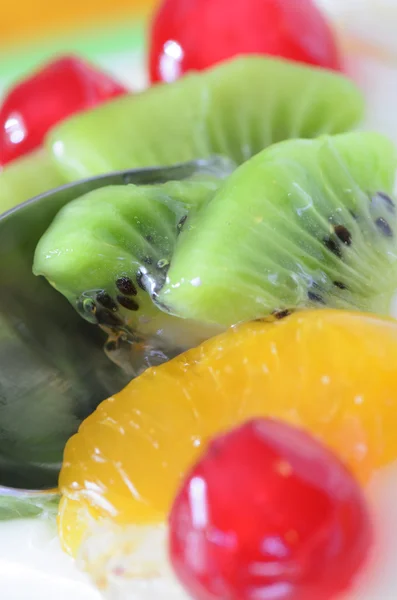 Bolo de frutas — Fotografia de Stock