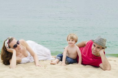 mutlu bir aile Plajı