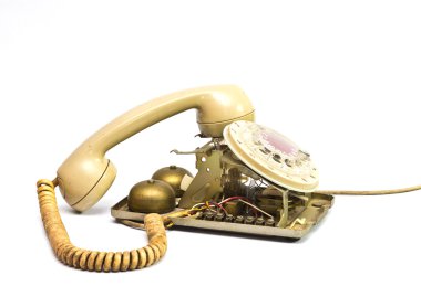 kırık telefon