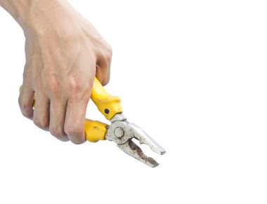 bir pense tutan adam