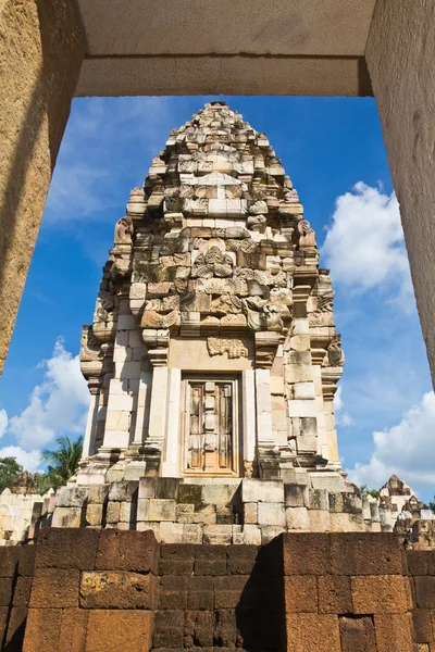 Old Khmer art sanctuary in Thailand — Stock Photo, Image