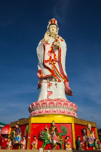 Estátua de Guanyin — Fotografia de Stock