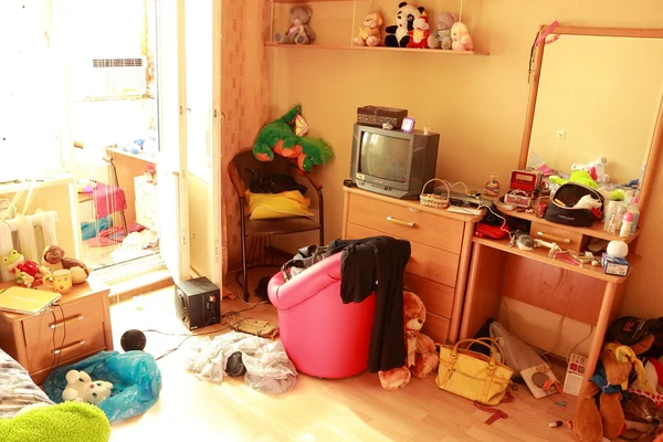 Unmade quarto adolescente — Fotografia de Stock