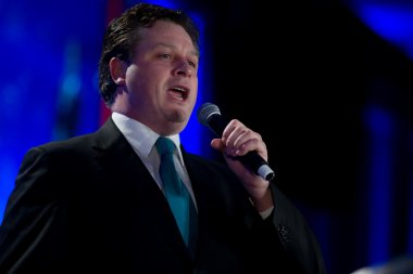 Tenor Anthony Kearns