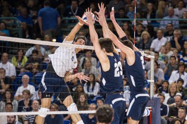 NCAA voleybolu: byu UCI vs