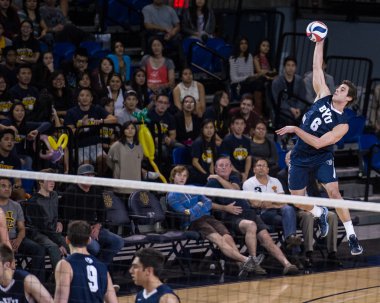 NCAA voleybolu: byu UCI vs