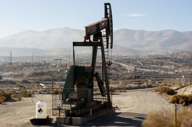 kern county, california Petrol pompalama