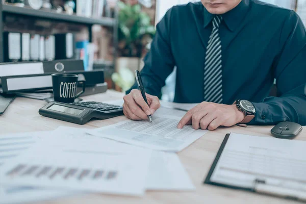 Scrittura Contabile Controllo Lavoro Dati Aziendali Documenti Report Calcolatrice Calcolare — Foto Stock