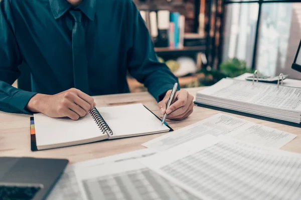 Investors Working Desk Office Using Pan Pointing Check Tracking Cost — Stock Photo, Image