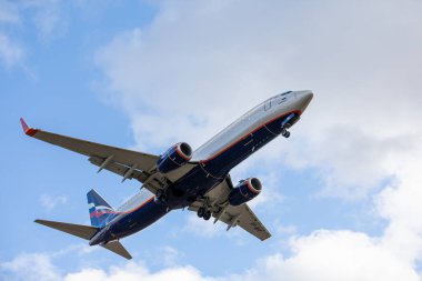 Aeroflot Boeing 737-800 Kayıt VP-BPF. Uçak Sheremetyevo Uluslararası Havaalanına iniyor ya da kalkıyor. Hava Taşımacılığı. Turizm ve seyahat konsepti. MOSKOVA REJİYONU, RUSYA - 28 Ekim 2019