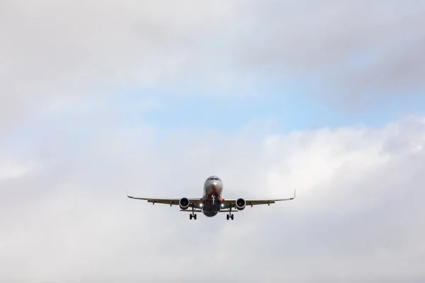 Aeroflot Airbus A320 Registration VP-BTJ. Letadlo vzlétá nebo přistává na mezinárodním letišti Šeremetěvo. Letecká doprava. Cestovní ruch a pojetí cestování. MOSKVA REGION, RUSKO - 28. října 2019 — Stock fotografie