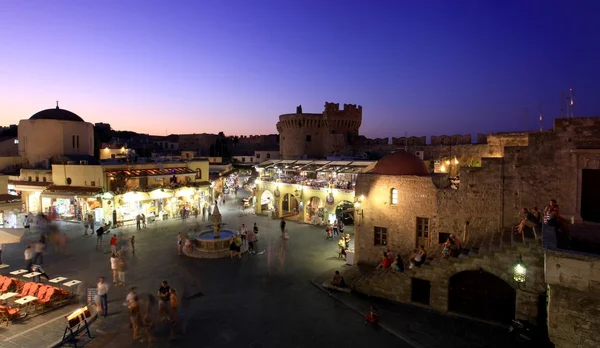 Pôr-do-sol da cidade velha Rhodes — Fotografia de Stock