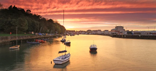 Sonnenuntergang weymouth harbour england — Stockfoto