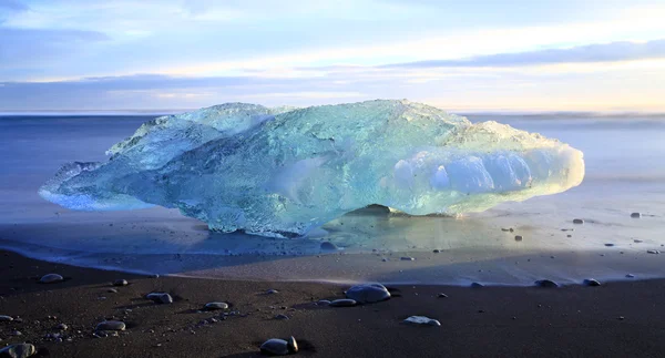 Iceburg захід сонця — стокове фото