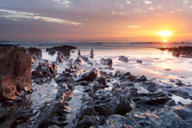 gün batımı woolacombe Kuzey devon Sahili
