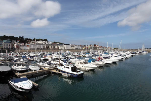 Porto di Guernsey St Peter — Foto Stock