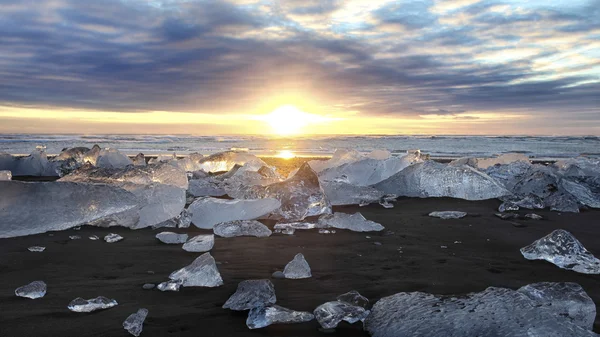 Jokulsarlon Iceberg Beach Islandia —  Fotos de Stock