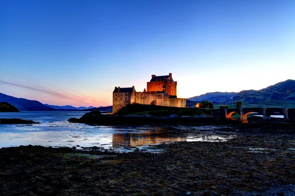 Замок Eilean Donan — стокове фото