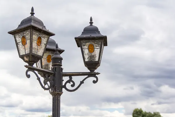 Luzes de rua velhas para — Fotografia de Stock