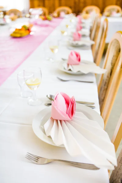 Formal table with napkins ready for meal serving — Stock Photo, Image