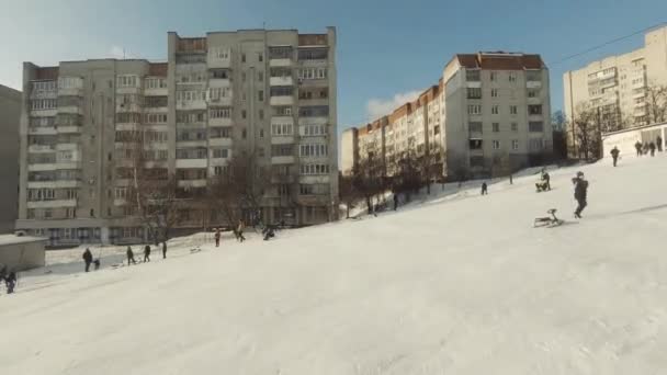 Lwów Ukraina 2022 Fpv Drone Cinematic Shot Wesołych Zabawnych Dzieci — Wideo stockowe