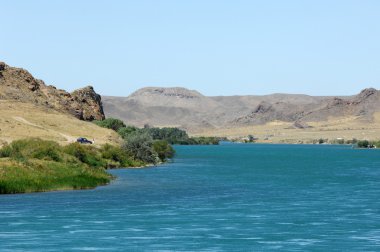 nehir Kazakistan