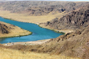 nehir Kazakistan