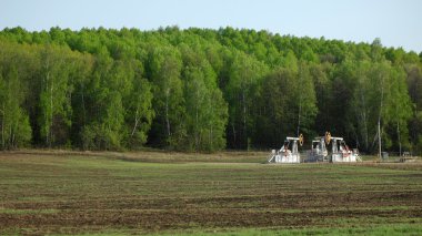 Bahar sallanan petrol