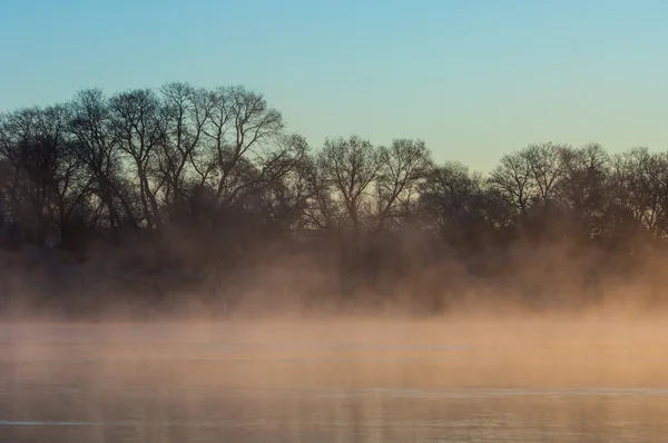 Glace fluviale. rivière en hiver — Photo