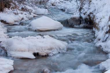 geç sonbaharda Nehri