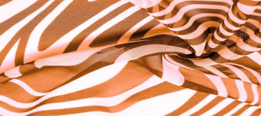 İpek kumaş, kahverengi ve beyaz soyut çizgiler. Soyut kahverengi ve beyaz desenlerin sihirli şekli. Retro modern dekor, tekstil sanatı, tasarım, doku, arkaplan, kalıp