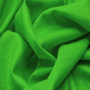 Yeşil keten kumaş. Keten kumaş lüks olarak kabul edilir çünkü keten fabrikasından işlemek zahmetli bir iştir. Güzel, dayanıklı ve ebediyen çekici..