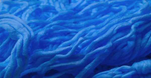 Blue Knitted Wool Scarf Large Chunky Knit Gorgeous Handmade Wool — Stock Photo, Image