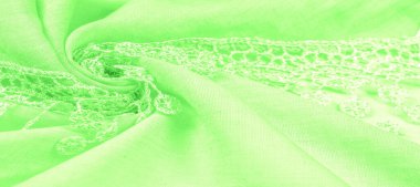 Kartpostal, ipek kumaş, dantel ambalajlı kadın bahar yeşili eşarp. Yazdırma ve dijital materyallerinizi oluşturmak için bu süslü resimleri kullanın.