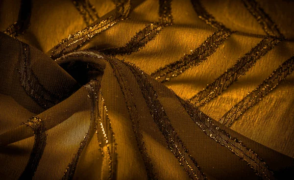 Koyu Çizgili Kahverengi Ipek Kumaş Altın Tonlarında Soyut Ipek Tonlar — Stok fotoğraf