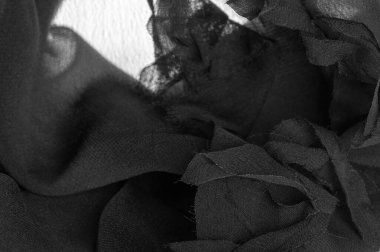 Doku. Geçmişi. Geçmişi. Siyah gri saten kumaş dokusu. Lüks parlak. Soyut ipek kumaş arka plan..