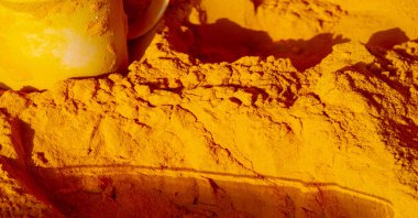 Doku, arka plan, desen, baharatlar. Baharat, tohum, meyve, kök, ağaç kabuğu veya diğer bitki maddelerindendir ve çoğunlukla lezzet, renk ve besin maddelerinin korunması için kullanılır..