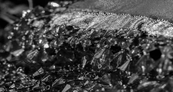 Siyah ipek kumaş, siyah cam boncuklarla süslenmiş, boncuklarla süslenmiş, tasarım kartı, arkaplan dokusu