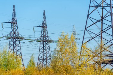 Endüstriyel araziler - Endüstriyel miras, sanayinin coğrafi alanının bir parçası olan eşsiz ve eşsiz manzaralar yaratan bir dizi elementten oluşur.