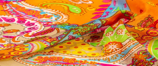 丝绸缎织物 具有波希米亚印花 图案等民族特色的丝缎印度主题的华丽传统元素 — 图库照片