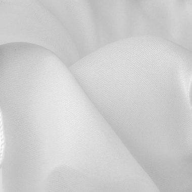 Beyaz ipek katlanmış kumaş arka plan, afiş veya kapak tasarımı. Poster için lüks tekstil dekorları yumuşak dalgalı dalgalı posterli beyaz kumaşlar. Doku. Geçmişi. Şablon