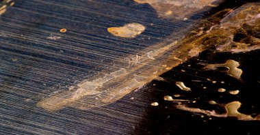 Süslü, soyut kirli su lekeleri siyah cam dokular, arka plan