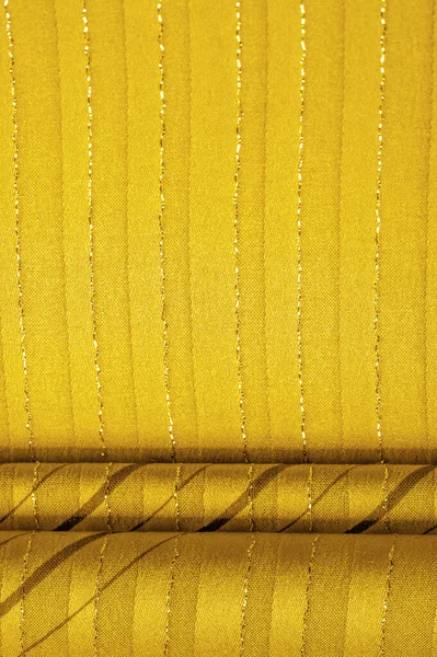 Sarı Kehribar Kumaş Parlak Çizgili Taze Rahat Bir Tarz Için — Stok fotoğraf