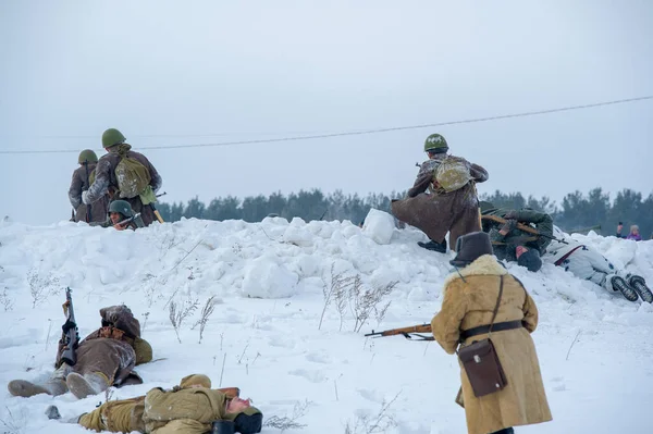 第二次世界大战 伟大卫国战争中与法西斯侵略者的军事行动景观重建 纳贝列日涅 切尔尼 鞑靼斯坦俄罗斯 2020年2月16日 — 图库照片
