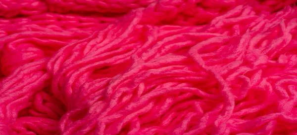 Red Knitted Woolen Scarf Large Chunky Knit Gorgeous Winter Handmade — Stock Photo, Image